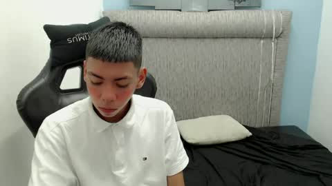 Snapshot of liarr_ chatting on 06/27/26, 11:48 LIAR online show from 06/27/26, 11:48