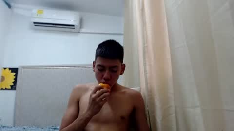 Snapshot of liarr_ chatting on 06/30/26, 07:37 LIAR online show from 06/30/26, 07:37