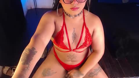 LiaScarlett online show from 11/17/25, 11:27