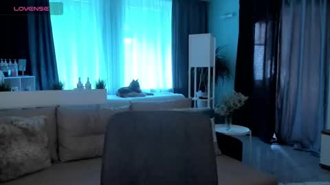 Snapshot of libby_nora chatting on 02/16/25, 11:38 Libby online show from 02/16/25, 11:38