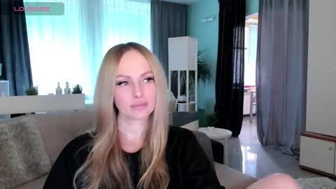 Snapshot of libby_nora chatting on 03/05/25, 07:27 Libby online show from 03/05/25, 07:27
