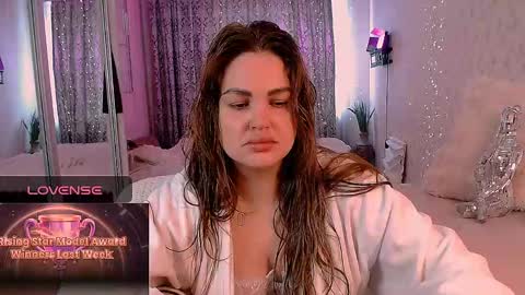 libra_mia online show from 05/20/26, 07:03