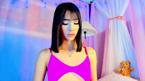 Valentina Hall online show from 05/02/26, 11:37