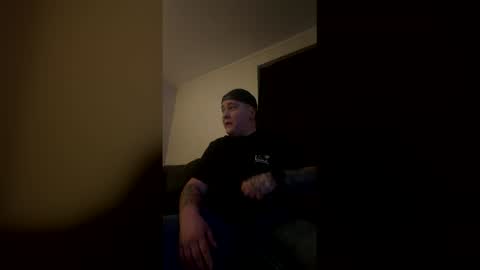 Snapshot of lickallotpuss chatting on 03/25/26, 03:23 lickallotpuss online show from 03/25/26, 03:23