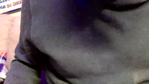 Snapshot of lickitb4istick chatting on 11/17/25, 03:12 IM A BAD DAWGY WOOF WOOF online show from 11/17/25, 03:12