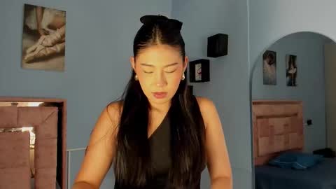 Snapshot of licky_lov chatting on 11/19/25, 03:17 licky_lov online show from 11/19/25, 03:17