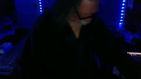 Snapshot of lickyouryoni chatting on 04/02/26, 01:42 LickYourYoni online show from 04/02/26, 01:42