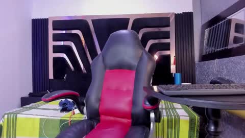 licy online show from 01/15/25, 08:16