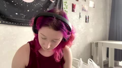 Snapshot of liencanner chatting on 05/08/26, 07:14 Ava online show from 05/08/26, 07:14
