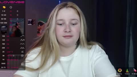 light_lunaa online show from 11/01/25, 02:08