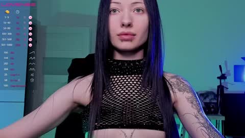 Snapshot of lightlove_iam chatting on 01/08/25, 03:17 Bembi online show from 01/08/25, 03:17