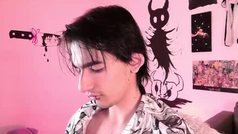 Ezio online show from 03/09/25, 02:39