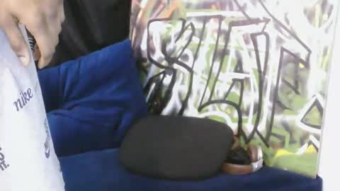 Snapshot of lightscamerawatchme chatting on 02/06/26, 01:32 lightscamerawatchme online show from 02/06/26, 01:32