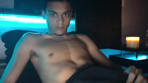 lightskinwithgirth online show from 05/19/26, 01:00