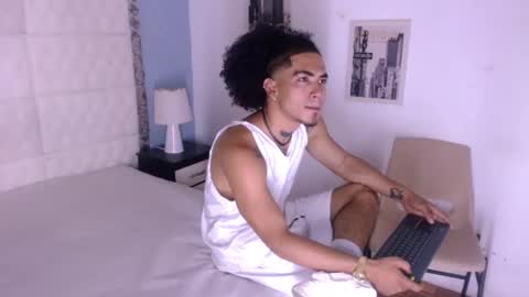 Lihan online show from 01/31/25, 06:57