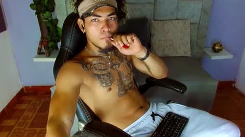 Lihan online show from 09/13/25, 02:17