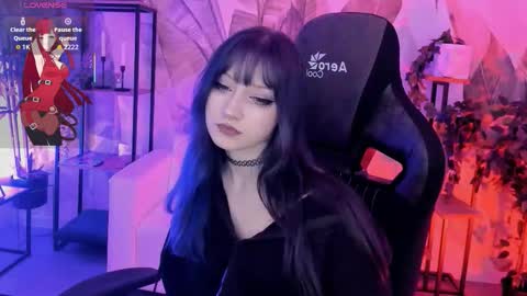 LiLu online show from 12/14/25, 12:43