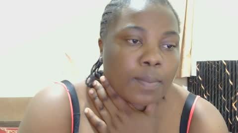 Snapshot of liilcutiee chatting on 07/22/26, 09:17 Lily online show from 07/22/26, 09:17