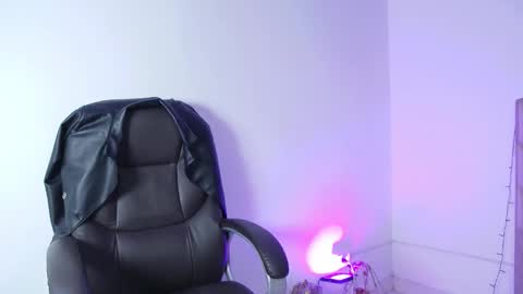 liilithstone online show from 02/07/26, 02:43