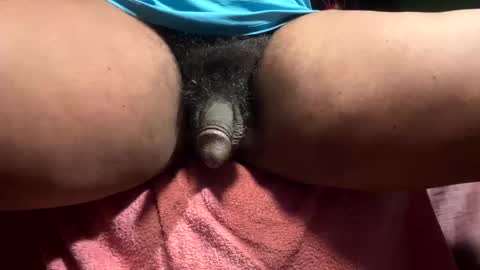 Snapshot of lik682875 chatting on 10/12/25, 05:06 lik682875 online show from 10/12/25, 05:06