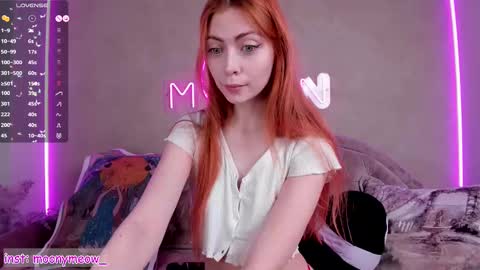 Snapshot of lika_moon chatting on 03/12/25, 04:41 Lika online show from 03/12/25, 04:41