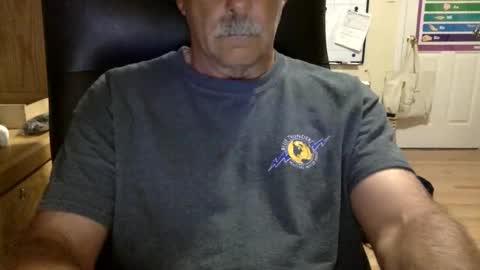 Snapshot of likefhot chatting on 05/22/26, 02:22 likefhot online show from 05/22/26, 02:22