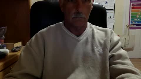 Snapshot of likefhot chatting on 05/25/26, 04:24 likefhot online show from 05/25/26, 04:24