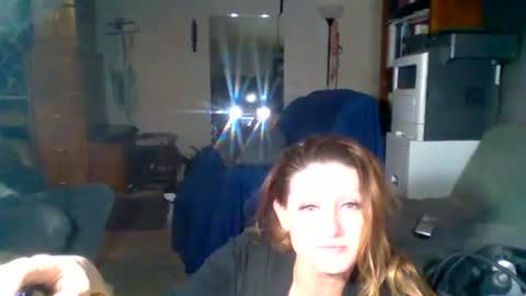 Snapshot of likerightnow chatting on 04/19/26, 10:58 likerightnow online show from 04/19/26, 10:58