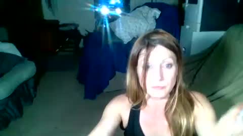 Snapshot of likerightnow chatting on 04/20/26, 07:44 likerightnow online show from 04/20/26, 07:44