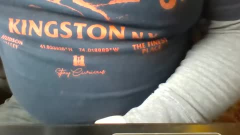 Snapshot of likestobewatchedm chatting on 01/18/25, 03:38 N online show from 01/18/25, 03:38