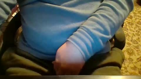 Snapshot of likestobewatchedm chatting on 03/07/25, 12:15 N online show from 03/07/25, 12:15