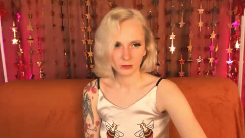 Snapshot of likilip chatting on 01/14/26, 02:06 likilip online show from 01/14/26, 02:06