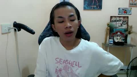 Leng online show from 12/16/25, 08:52