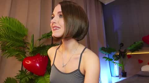 Snapshot of lil__fleur chatting on 02/09/26, 08:13 Lilian online show from 02/09/26, 08:13