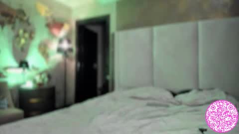 Gabriela online show from 10/16/25, 07:26