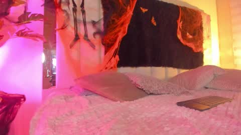 Hanna online show from 11/02/25, 10:39