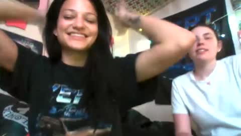 lil_luluvert online show from 06/09/26, 04:24