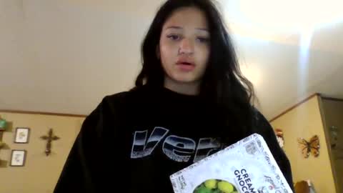 lil_luluvert online show from 07/12/26, 06:48