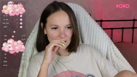 little moon online show from 09/21/25, 09:27