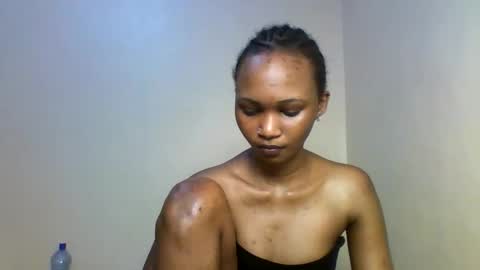 Lil miss online show from 11/30/25, 01:48