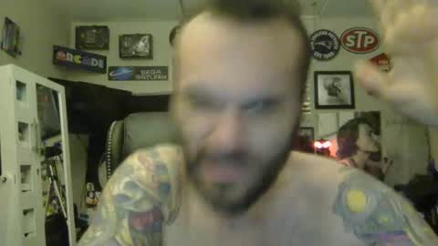 Snapshot of lil_tea_break_6996 chatting on 02/21/25, 05:46 t online show from 02/21/25, 05:46