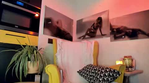 aka princessmaya online show from 11/25/25, 10:10