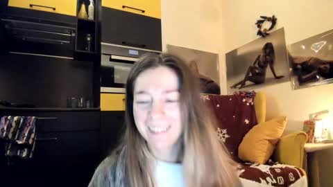 Snapshot of lil_uff chatting on 01/10/26, 08:10 aka princessmaya online show from 01/10/26, 08:10