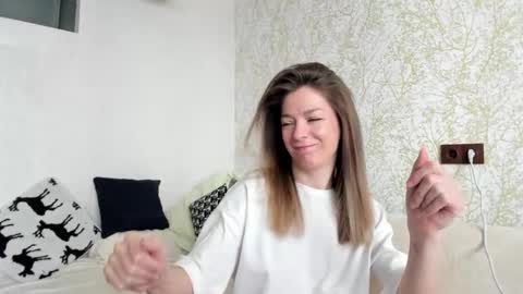 Snapshot of lil_uff chatting on 02/24/26, 10:02 aka princessmaya online show from 02/24/26, 10:02