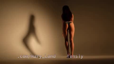 Snapshot of lil_uff chatting on 02/27/26, 07:47 aka princessmaya online show from 02/27/26, 07:47