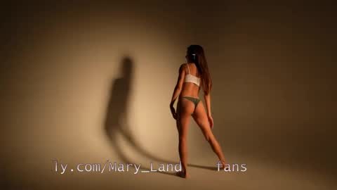 Snapshot of lil_uff chatting on 03/08/26, 07:17 aka princessmaya online show from 03/08/26, 07:17