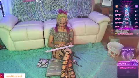 Snapshot of lila_bratz chatting on 01/06/26, 12:58 Lila online show from 01/06/26, 12:58