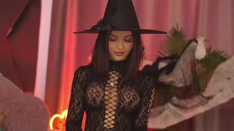 Lila The Hottie online show from 10/24/25, 05:26