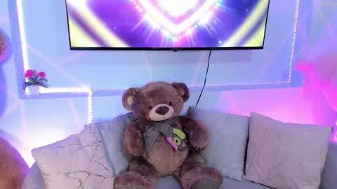 lila noa online show from 09/12/25, 03:28