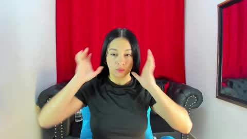 L I L A online show from 12/17/25, 12:44